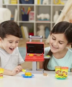 Play-Doh Kitchen Creations Grill 'n Stamp Playset -Play-Doh shop F0652 LS PD Grill N Stamp Playset 1114 08143.1610933693